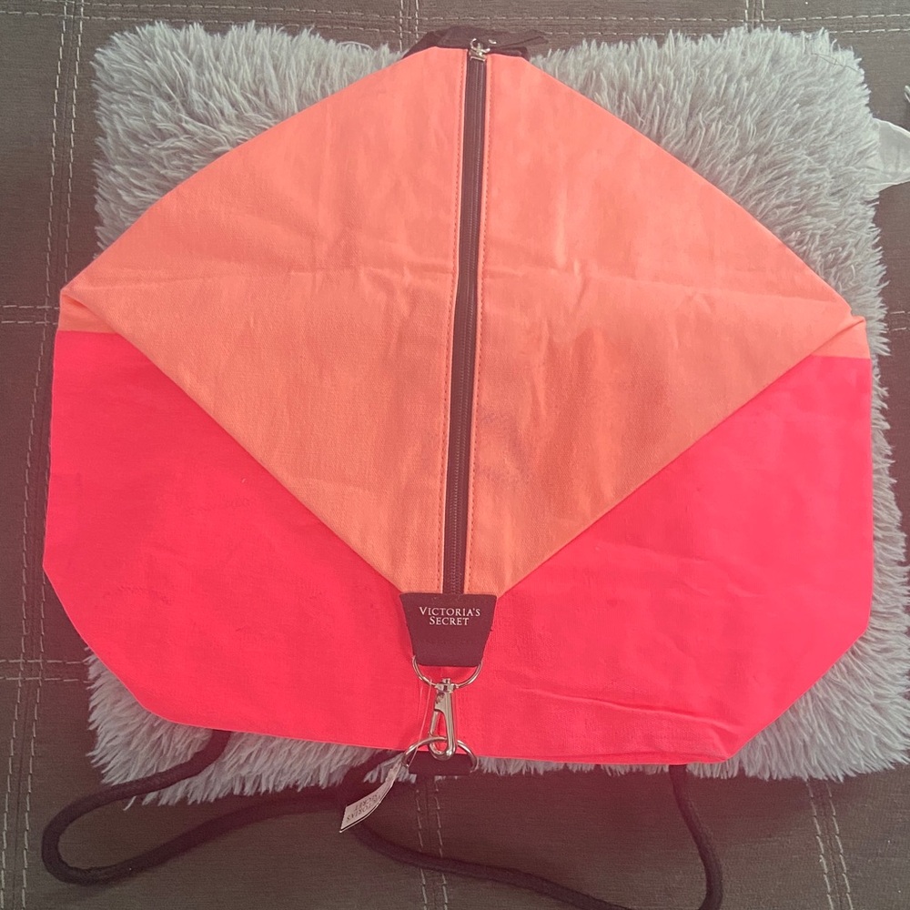 NWT Victoria's Secret Coral and Pink Foldable Bag